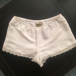 ShowMeYourMumu Bri shorts